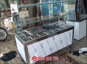 thùng đá có khay topping kết hợp kệ kính bên trên