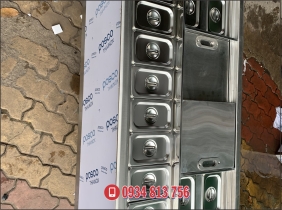 thùng đá inox 304 có khay topping