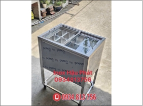 THÙNG ĐÁ INOX 304 KÈM KHAY TOPPING NẮP KÍNH ĐẬY CÓ BÁNH XE DI CHUYỂN