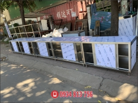 bàn tủ  cửa lùa